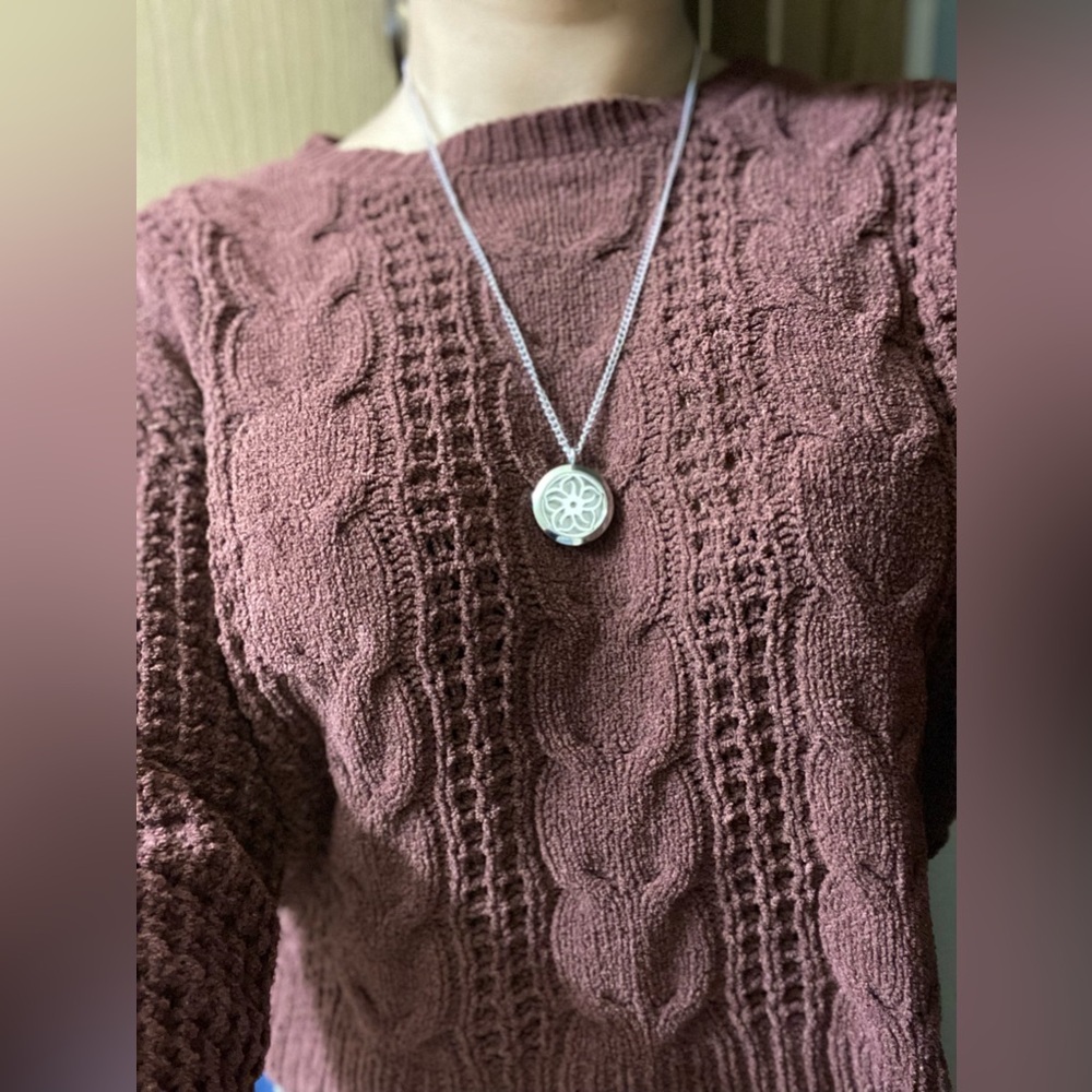 Silver Round Locket Chain Necklace Diffuser in Floral Design